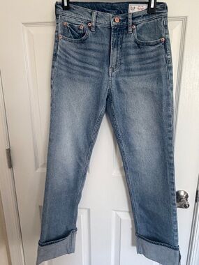 GAP Women's Boyfriend Jeans in Light Blue Wash